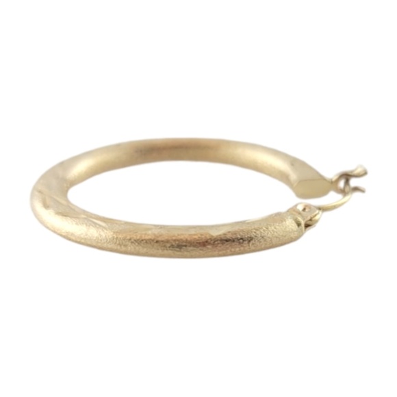 14K Yellow Gold Circle Detailed Hoop Earrings #16786 - Picture 5 of 7